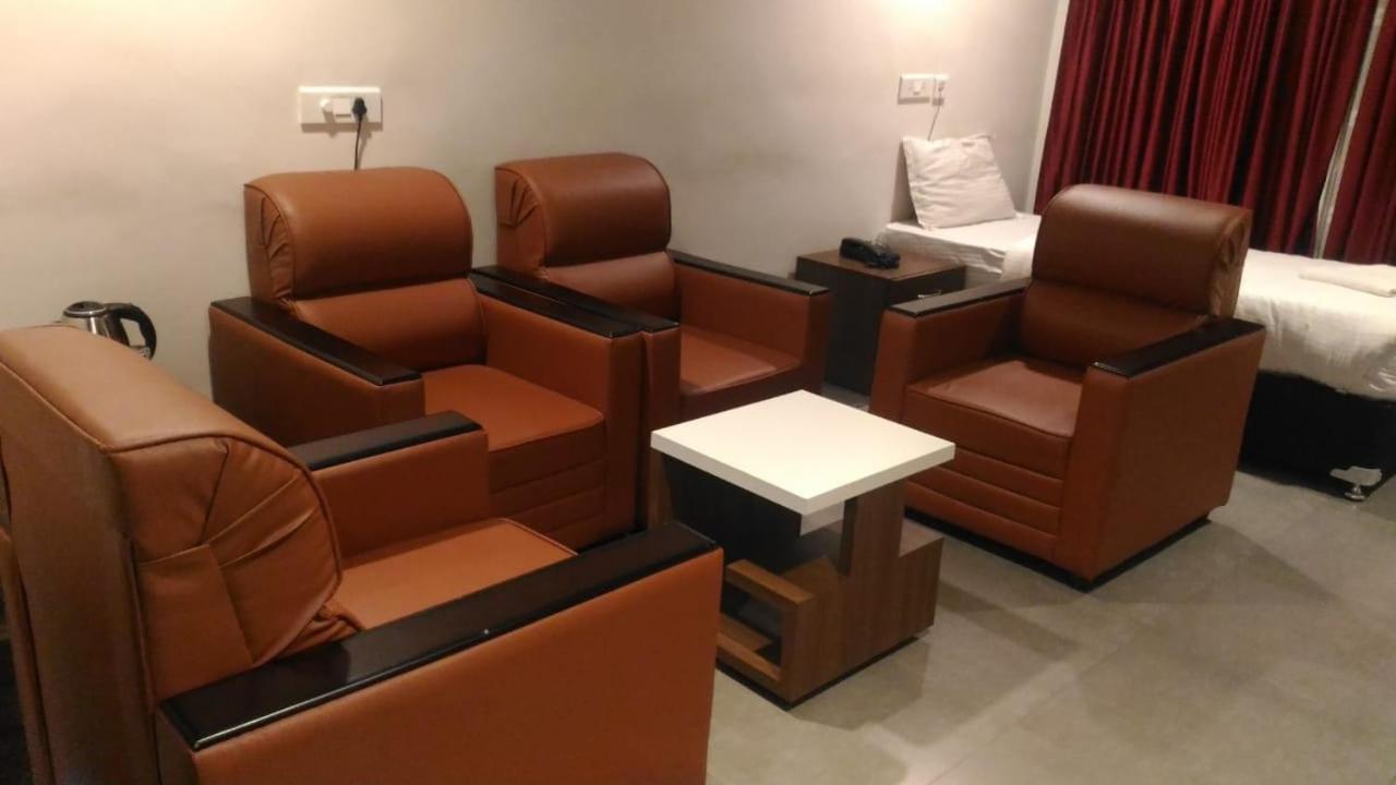 The Southgate Business Hotel Thiruvananthapuram Екстер'єр фото